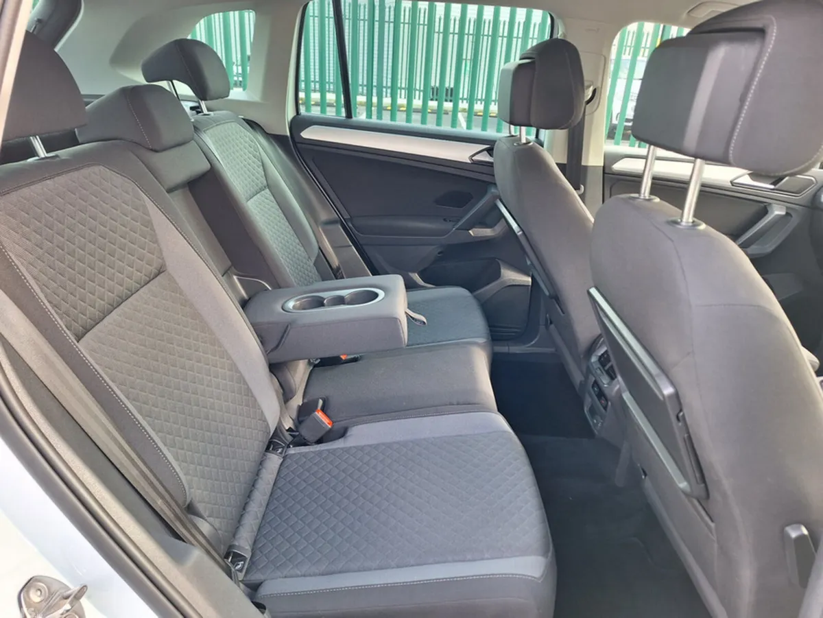 Volkswagen Tiguan Estate, Diesel, 2017, White