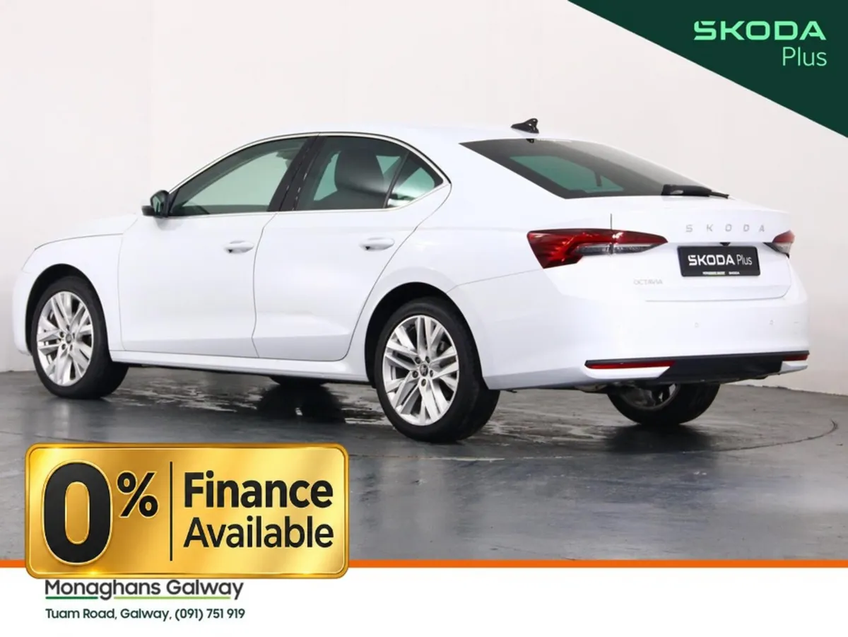 Skoda Octavia Hatchback, Diesel, 2026, White