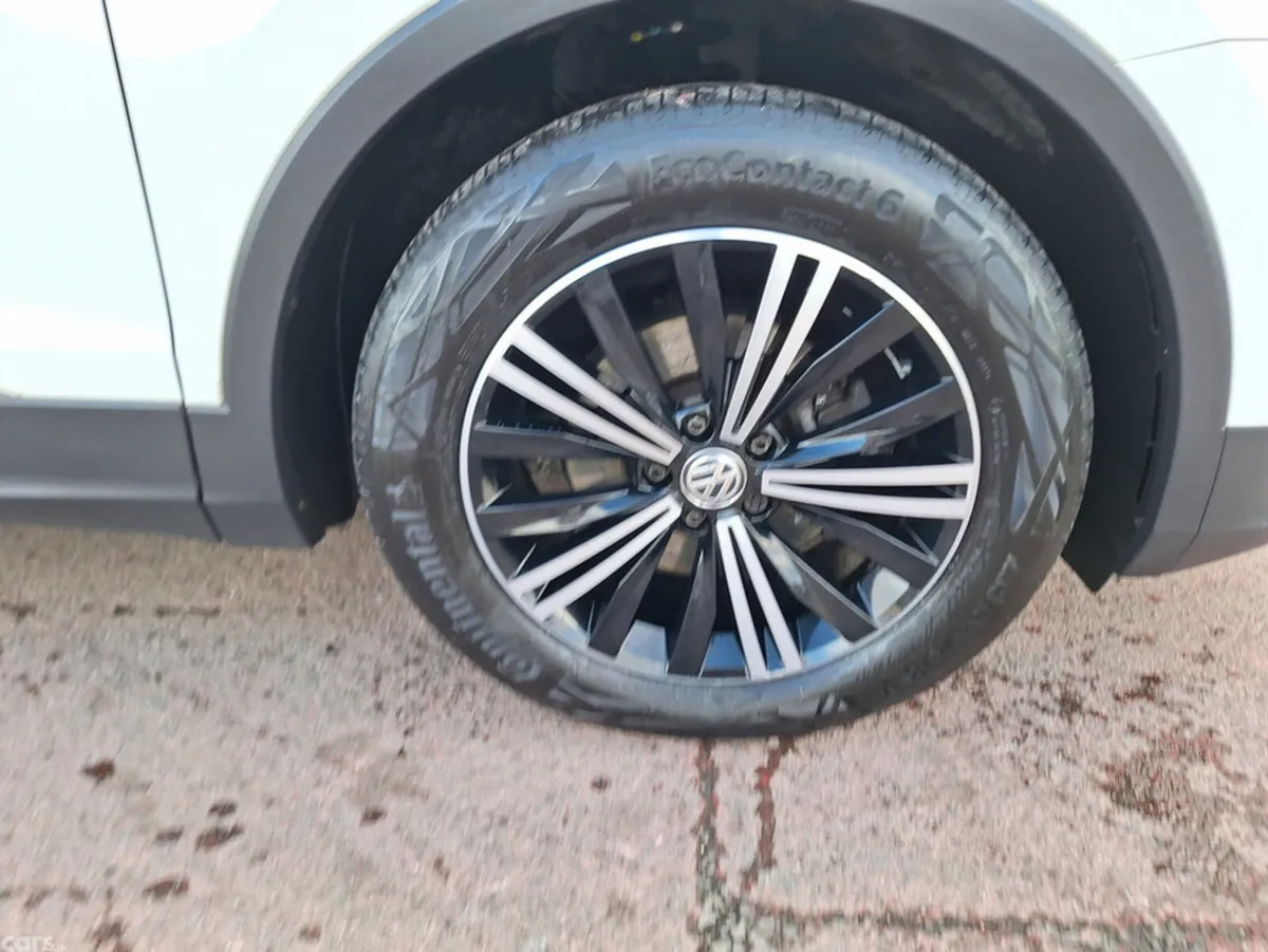 Volkswagen Tiguan Estate, Diesel, 2017, White