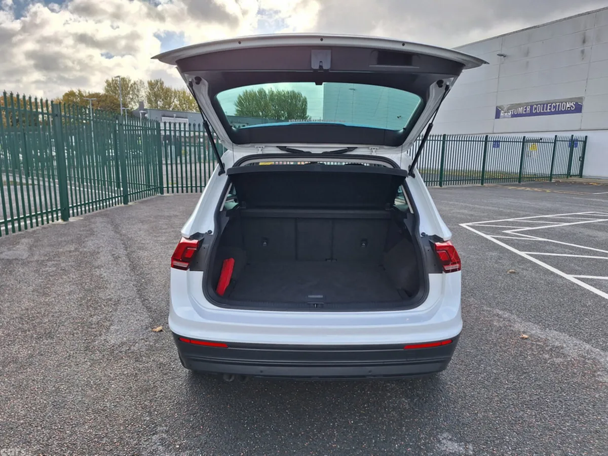 Volkswagen Tiguan Estate, Diesel, 2017, White