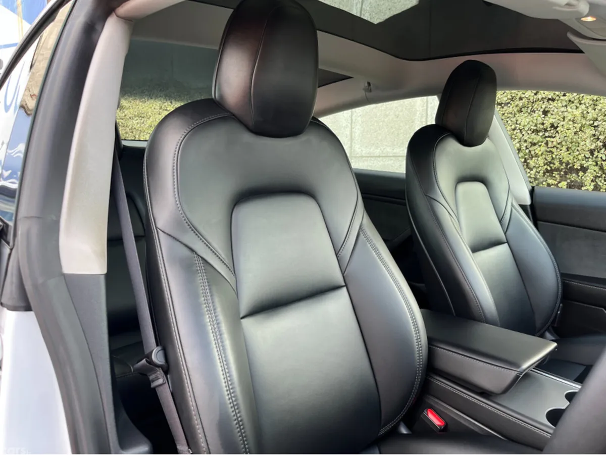 Tesla Model 3 Saloon, Electric, 2023, White