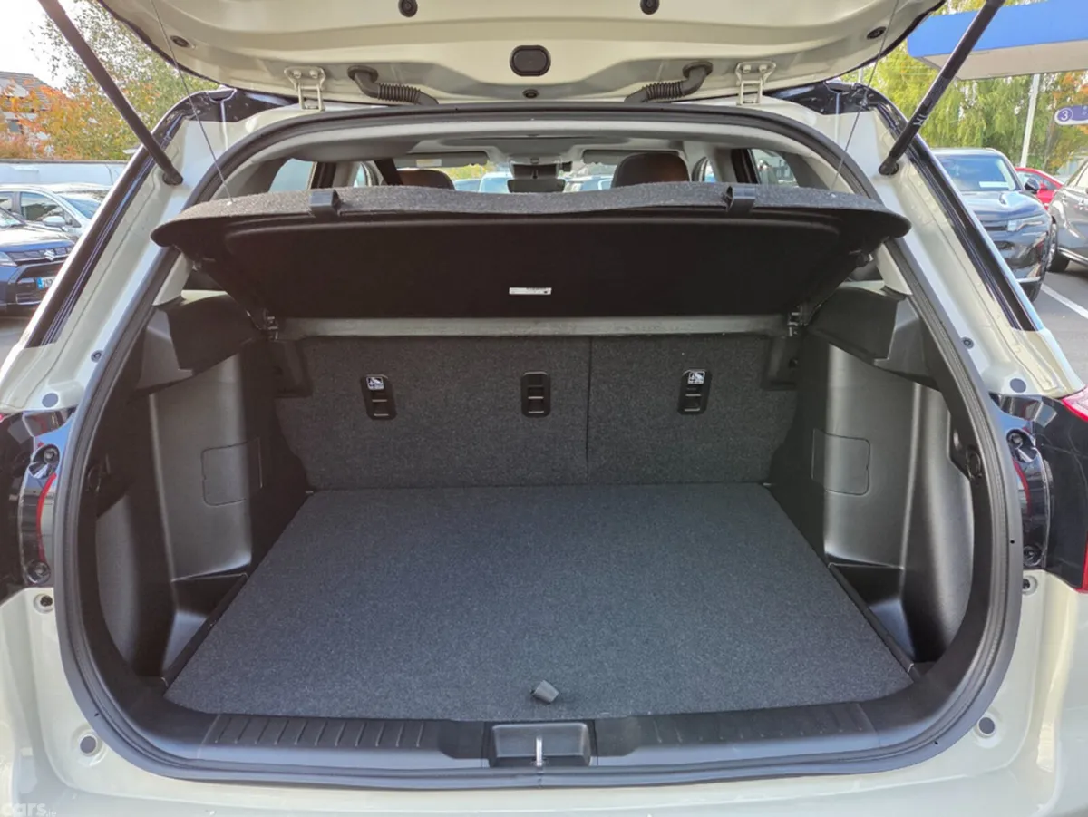 Suzuki Vitara Hatchback, Petrol Hybrid, 2026, White