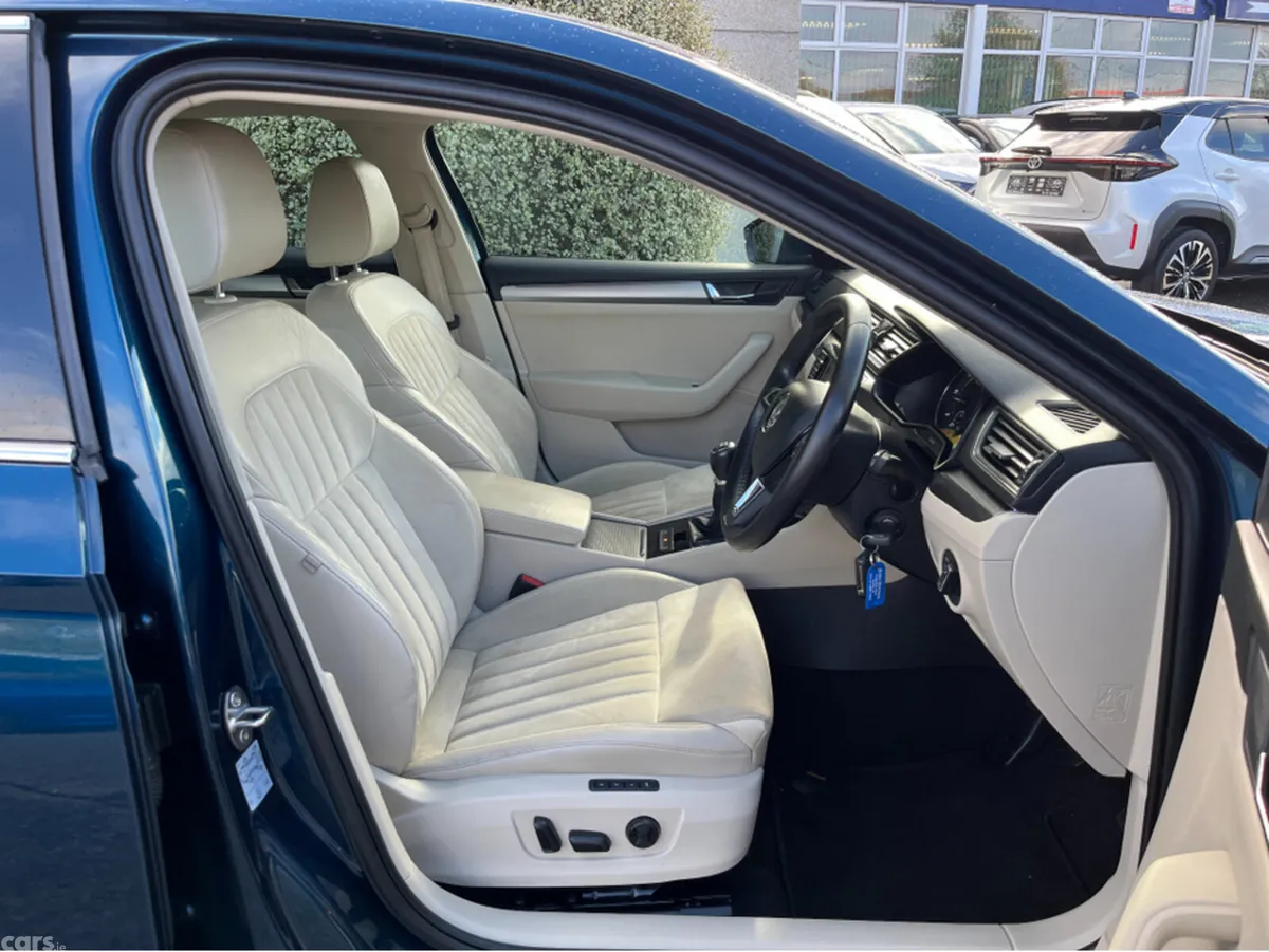 Skoda Superb Saloon, Diesel, 2016, Blue