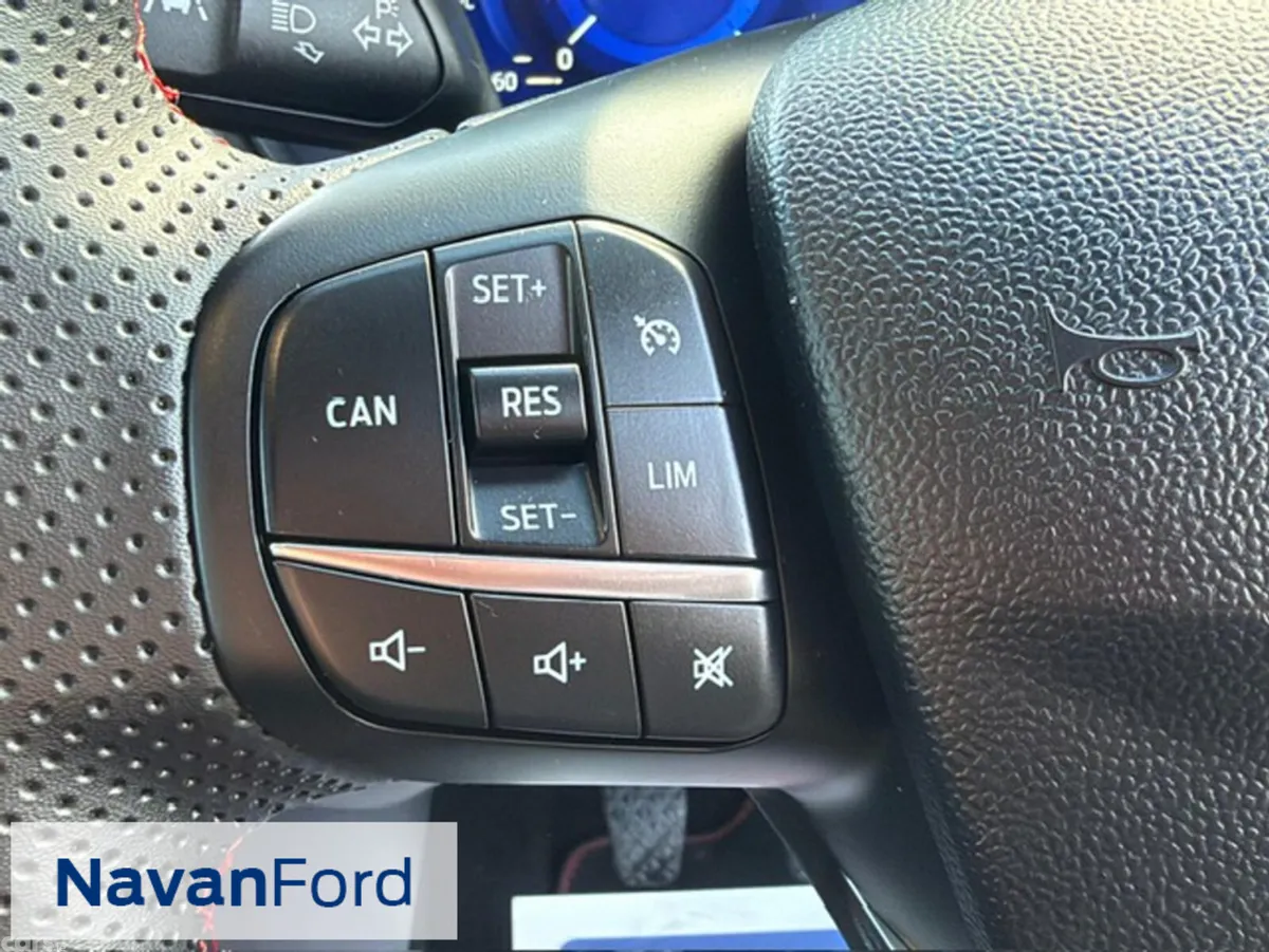 Ford Puma SUV, Petrol Hybrid, 2024, Grey