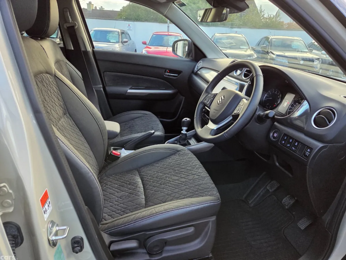 Suzuki Vitara Hatchback, Petrol Hybrid, 2026, White