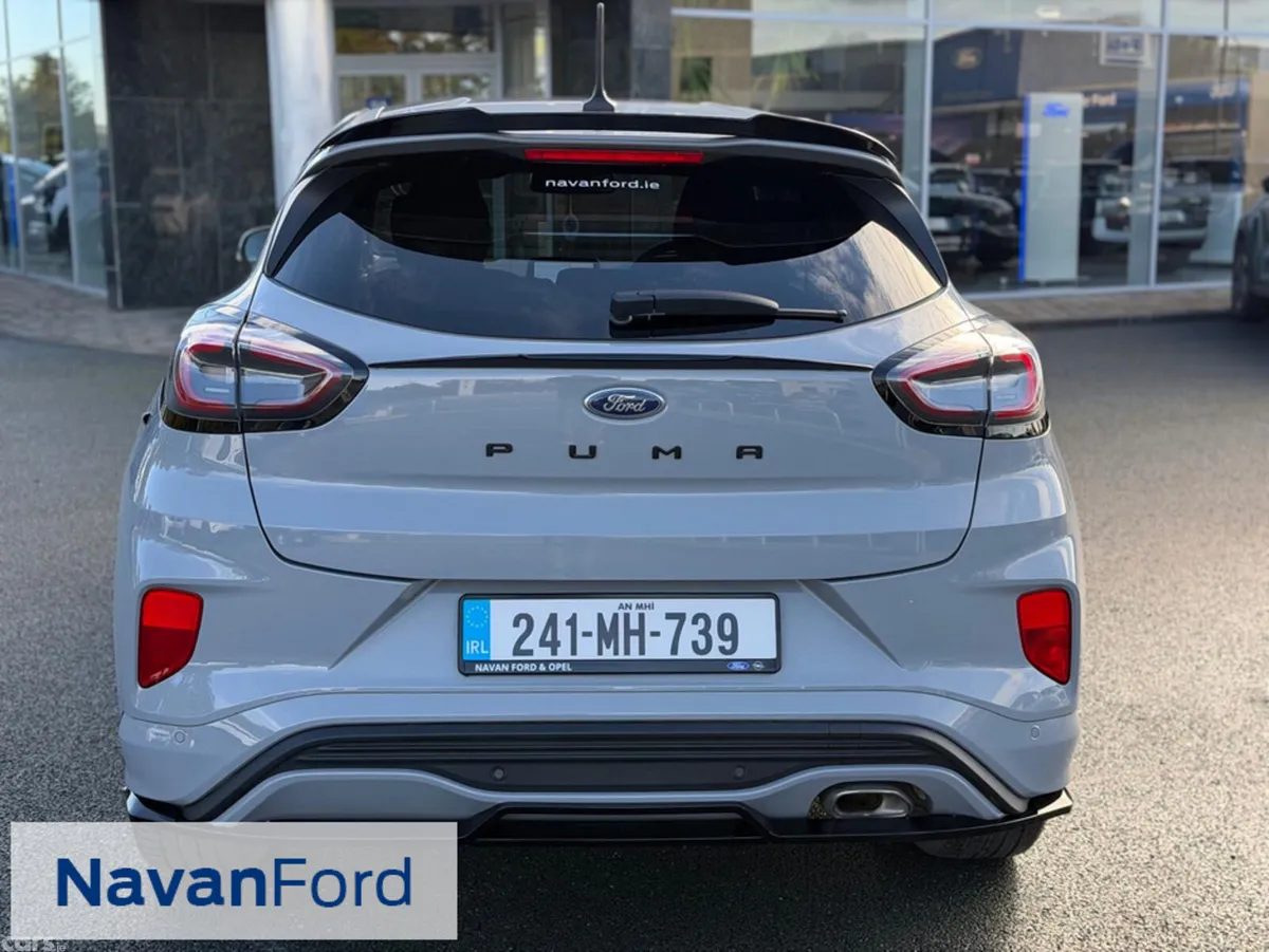 Ford Puma SUV, Petrol Hybrid, 2024, Grey