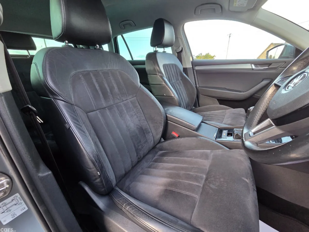 Skoda Superb Estate, Diesel, 2017, Grey