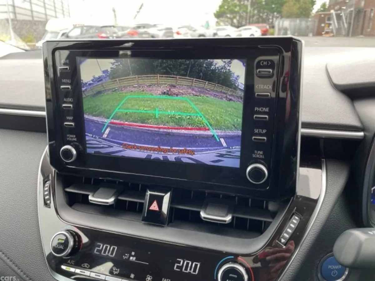 Toyota Corolla Saloon, Petrol Hybrid, 2020, Grey