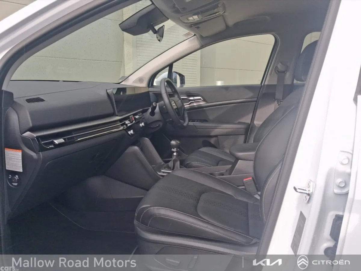 Kia Sportage MPV, Diesel Hybrid, 2026, White