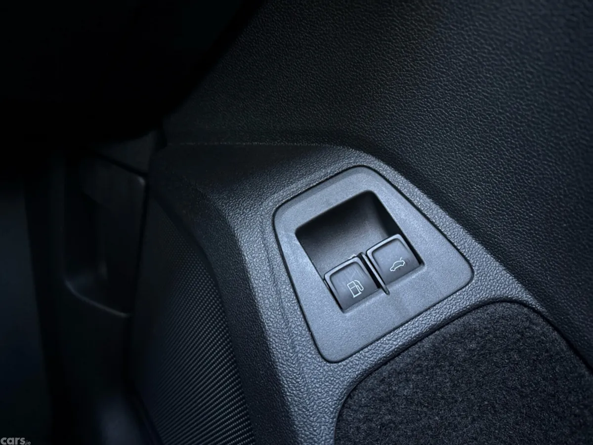 Volkswagen Tiguan SUV, Petrol Plug-in Hybrid, 2023, Grey