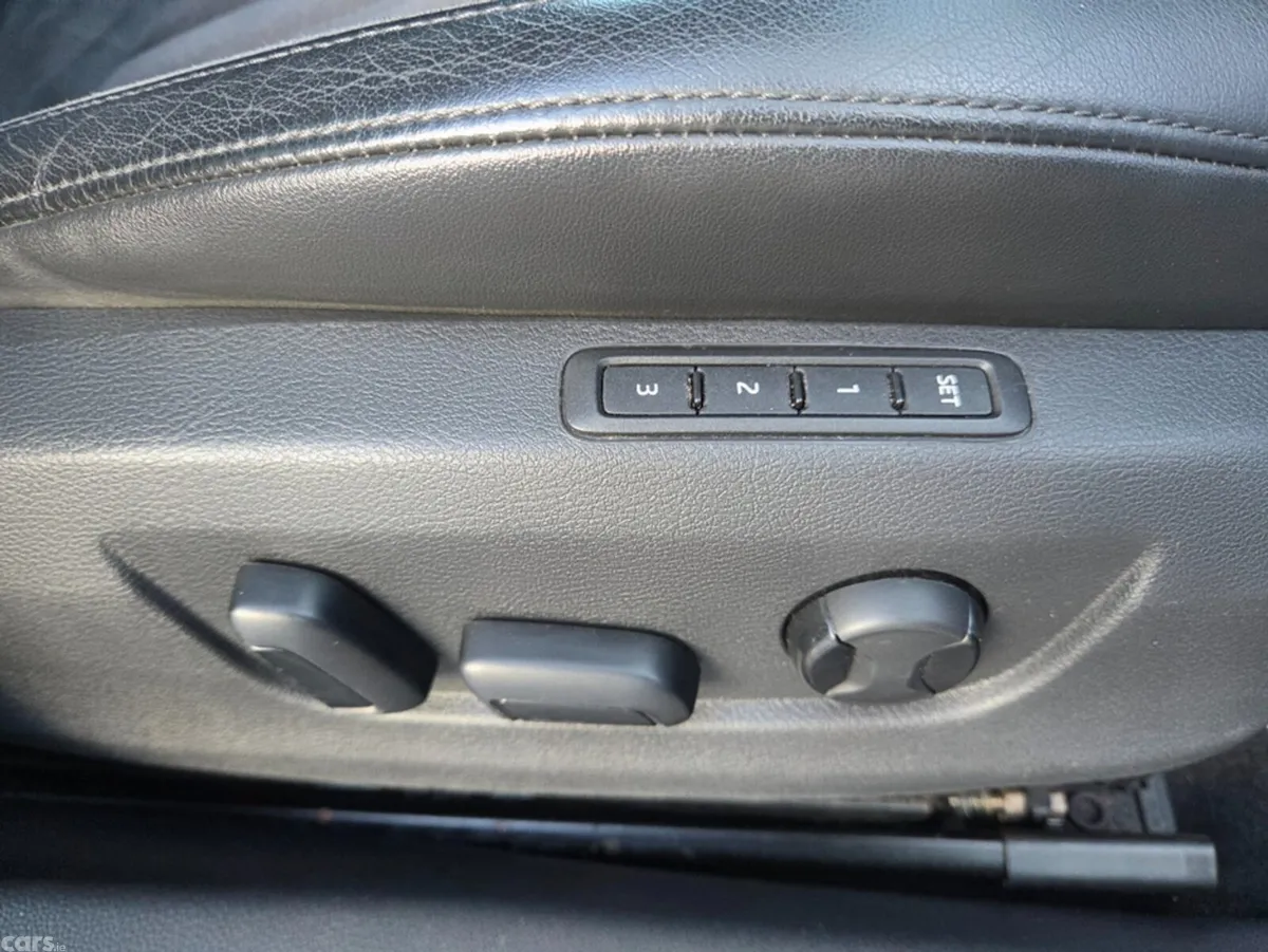 Skoda Superb Estate, Diesel, 2017, Grey