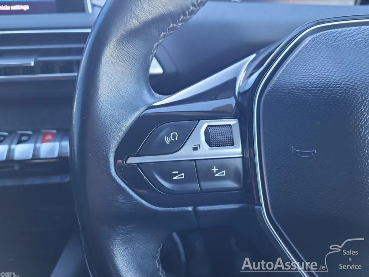 Peugeot 3008 Hatchback, Diesel, 2018, Black