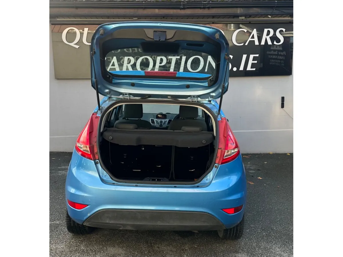 Ford Fiesta Hatchback, Petrol, 2011, Blue