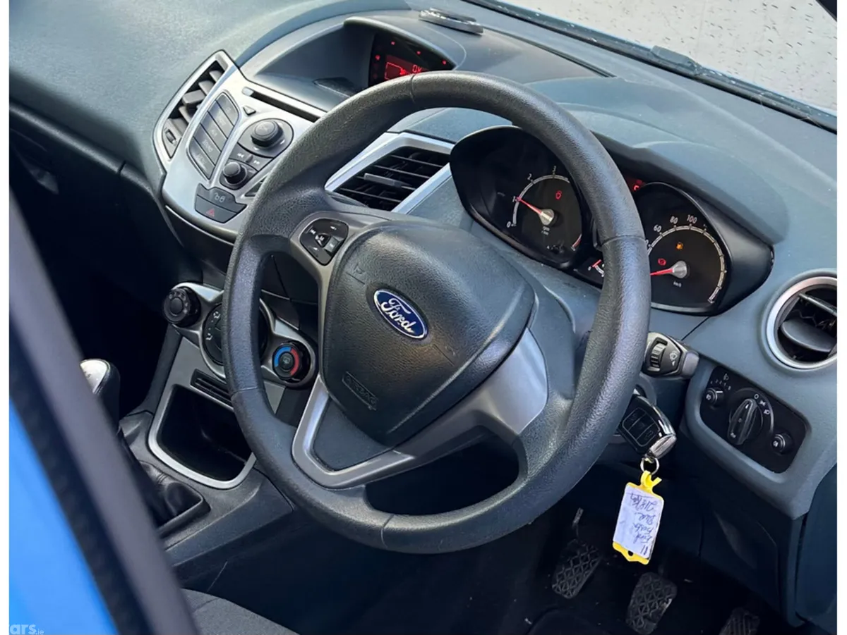 Ford Fiesta Hatchback, Petrol, 2011, Blue