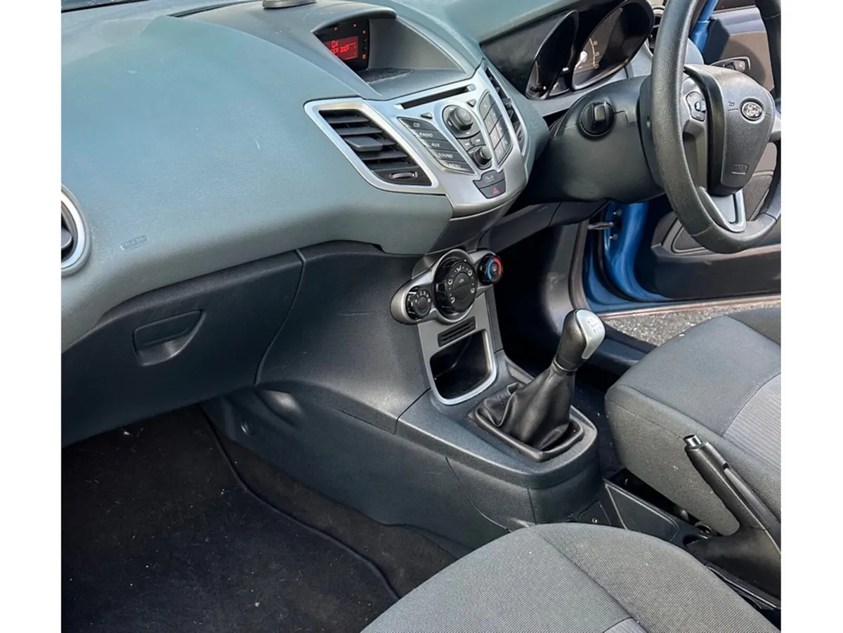 Ford Fiesta Hatchback, Petrol, 2011, Blue