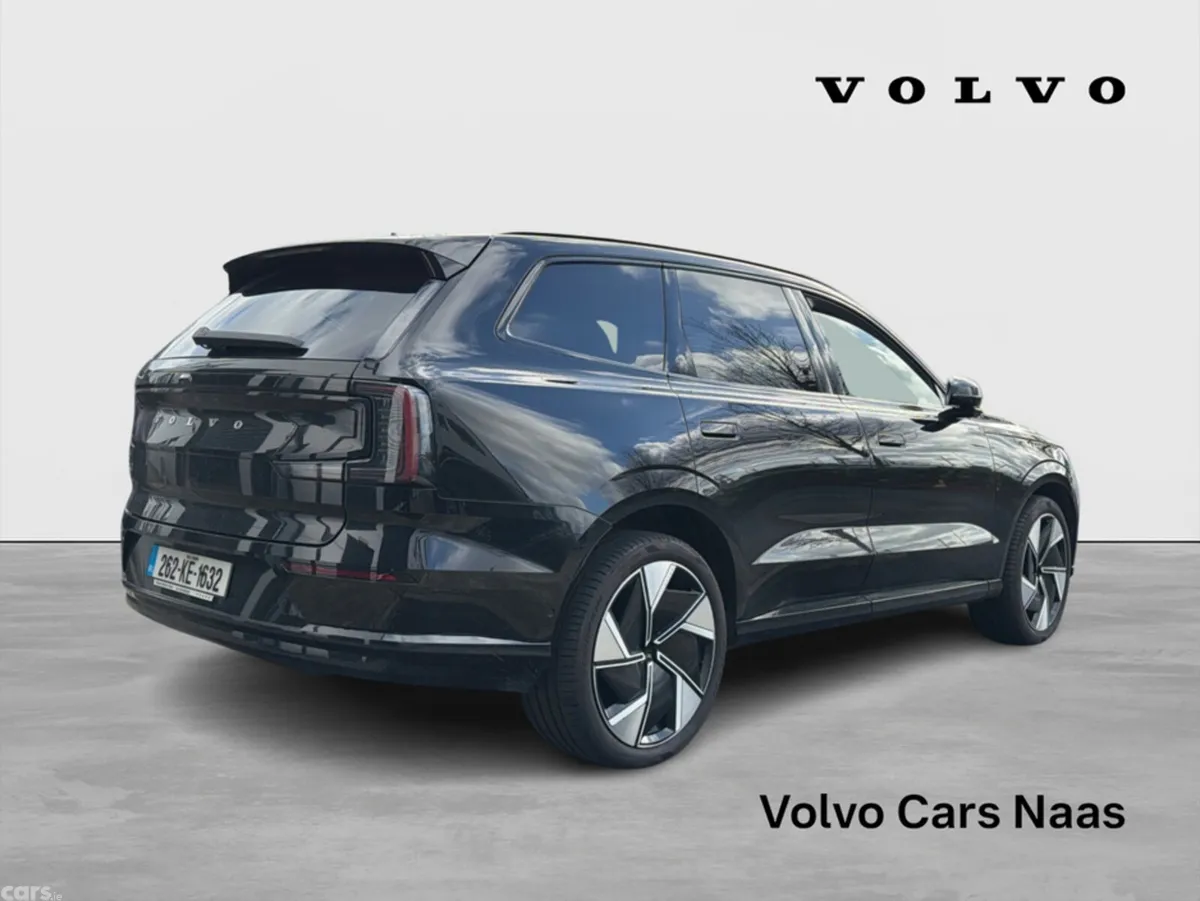 Volvo EX90 MPV, Electric, 2026, Black