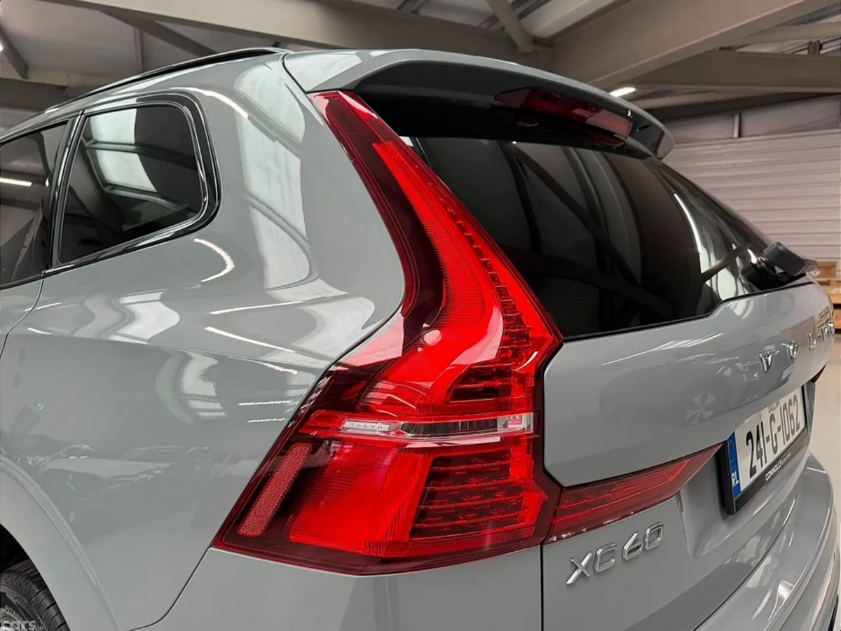 Volvo XC60 SUV, Petrol Plug-in Hybrid, 2024, Grey