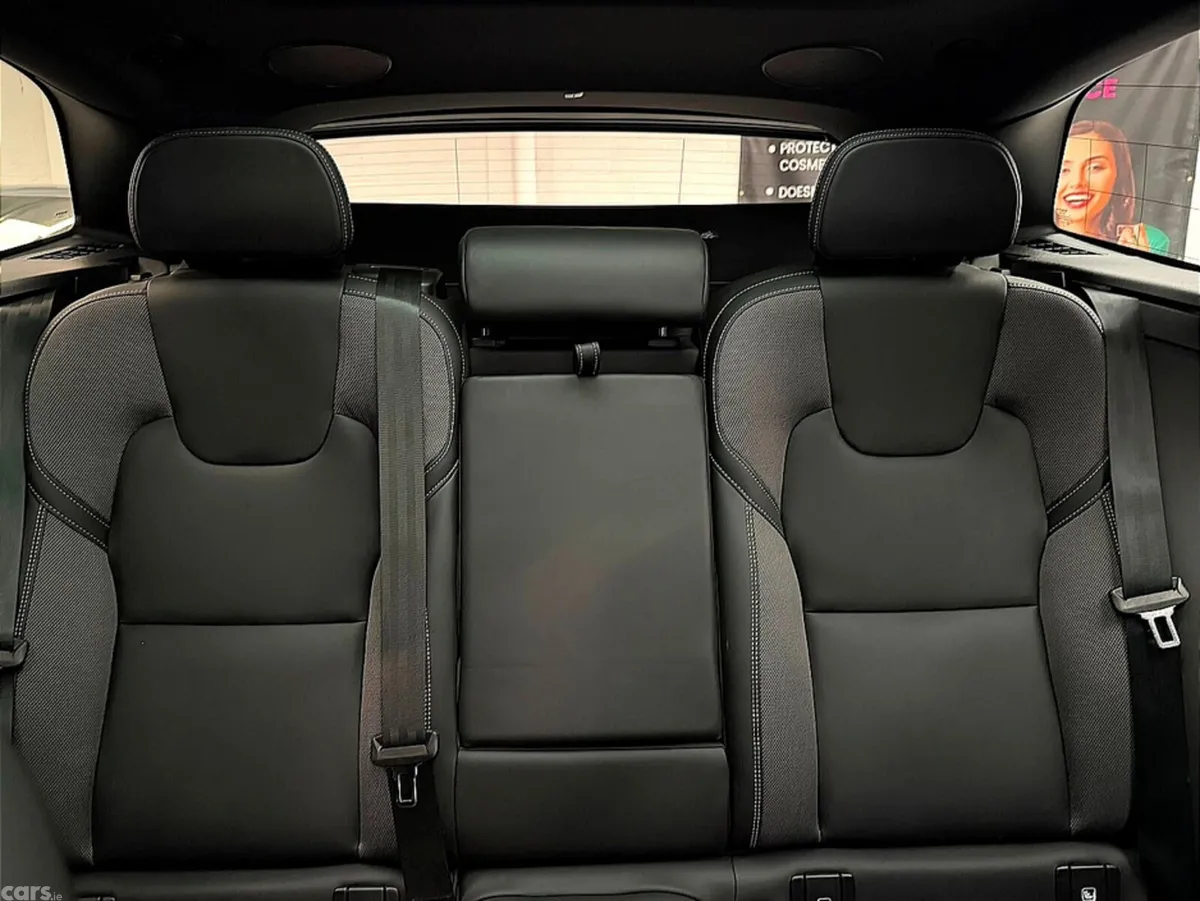 Volvo XC60 SUV, Petrol Plug-in Hybrid, 2024, Grey