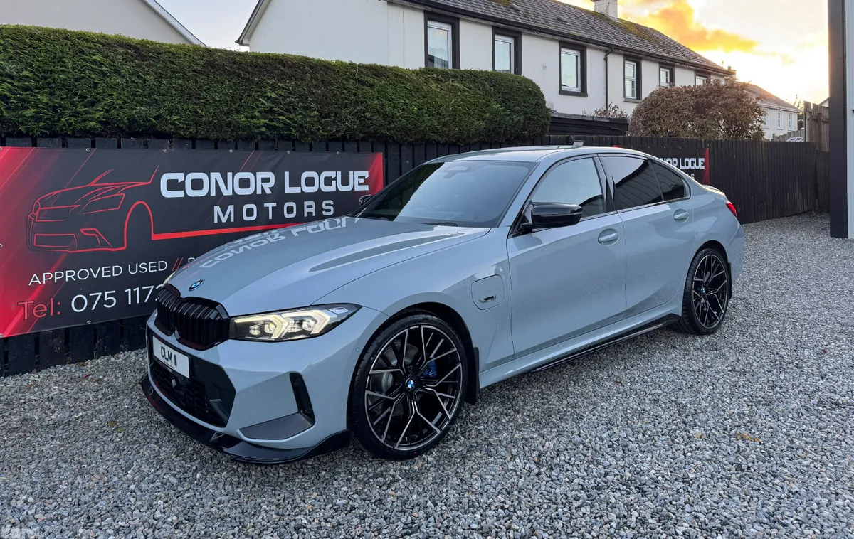 BMW 3-Series Saloon, Petrol Hybrid, 2023, Grey