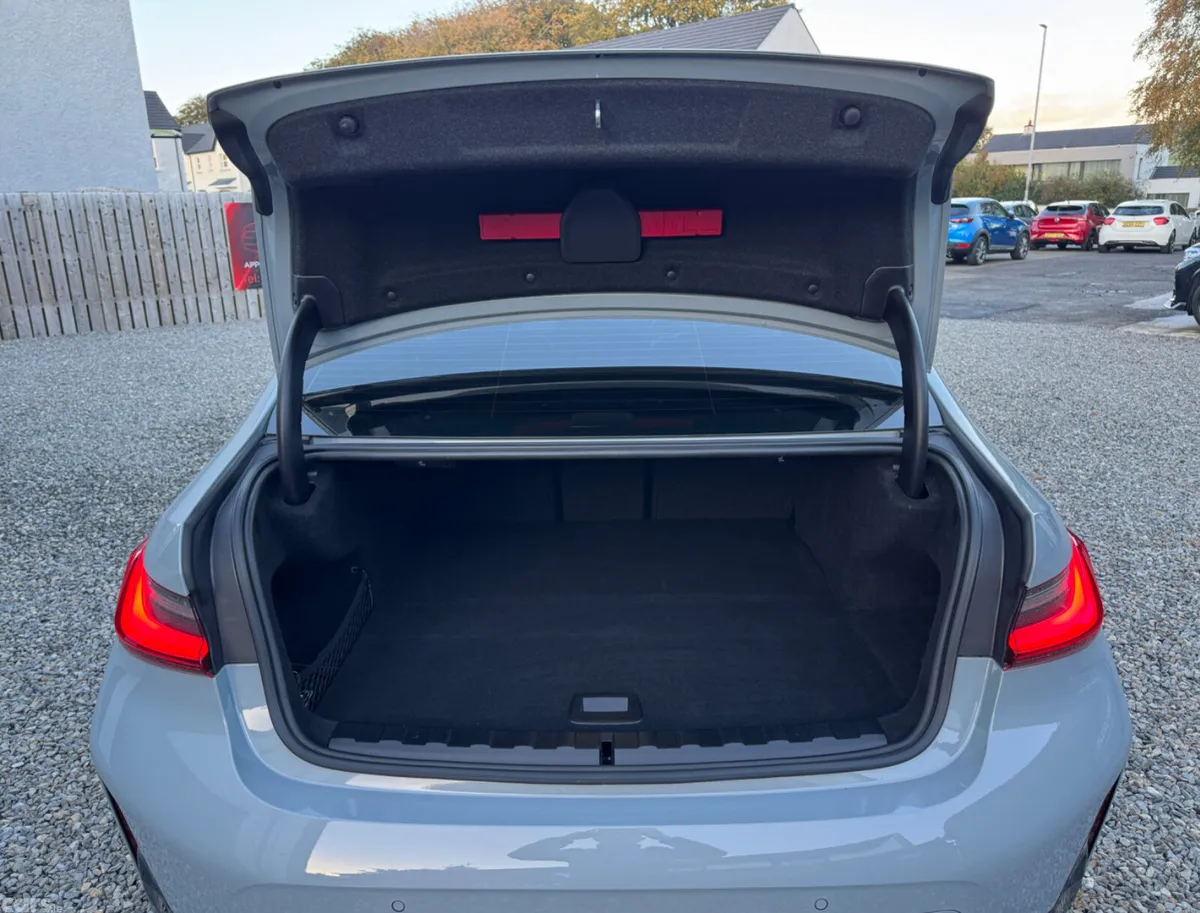 BMW 3-Series Saloon, Petrol Hybrid, 2023, Grey