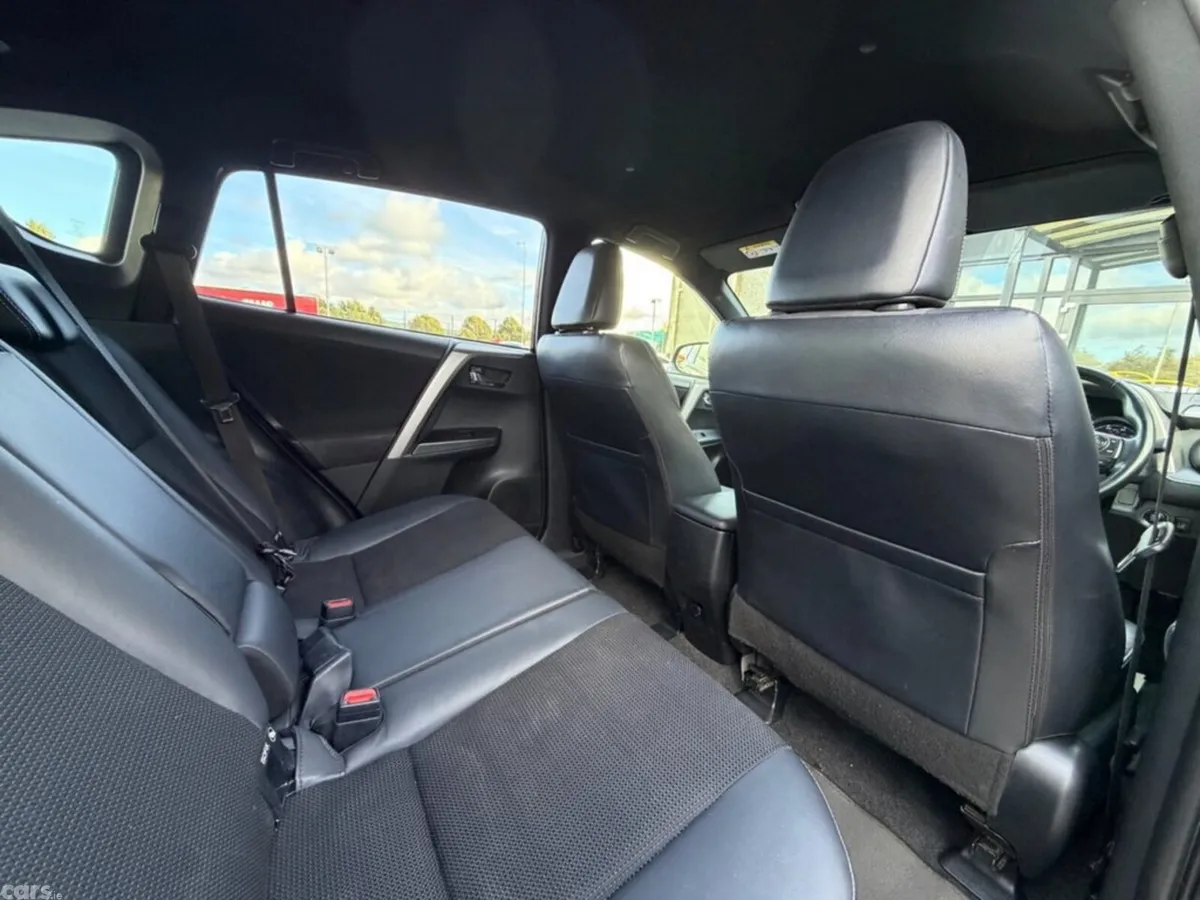 Toyota RAV4 SUV, 2018, 