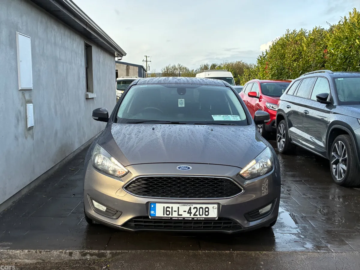 Ford Focus Hatchback, Diesel, 2016, Brown