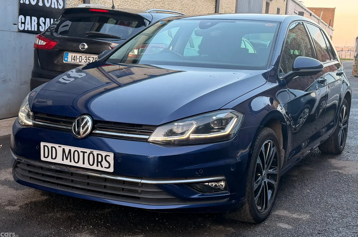 Volkswagen Golf Hatchback, Petrol, 2019, Blue