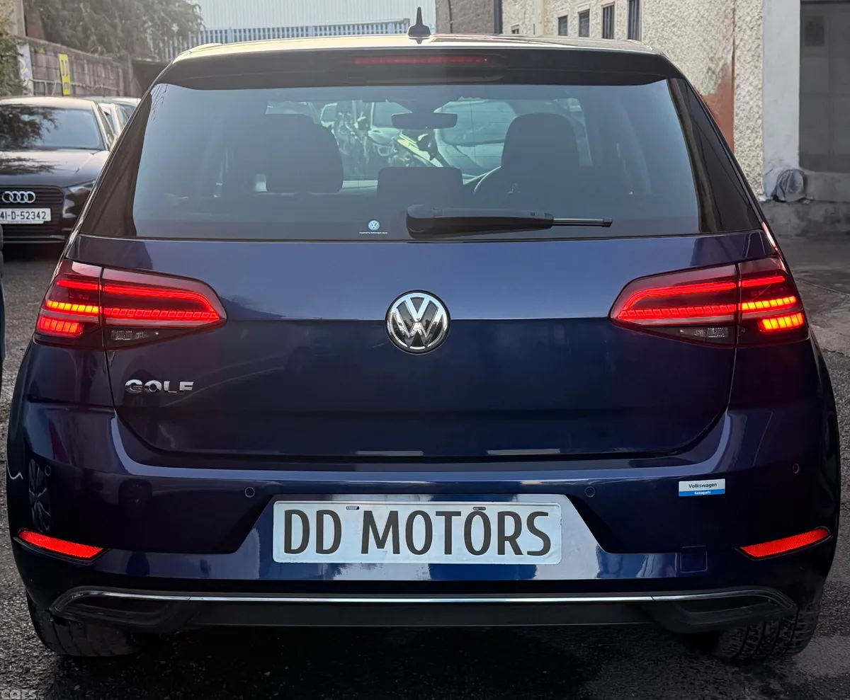 Volkswagen Golf Hatchback, Petrol, 2019, Blue
