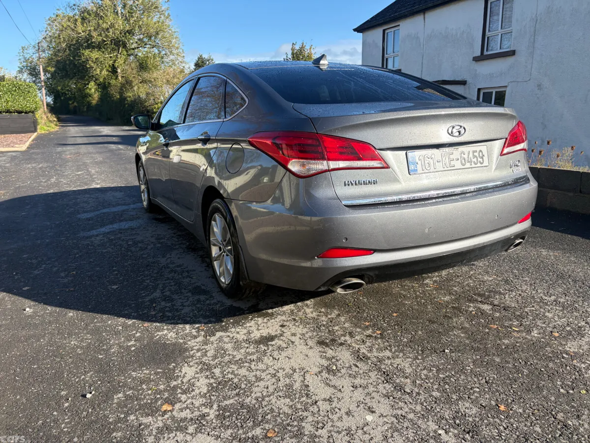 Hyundai i40 Saloon, Diesel, 2016, Silver
