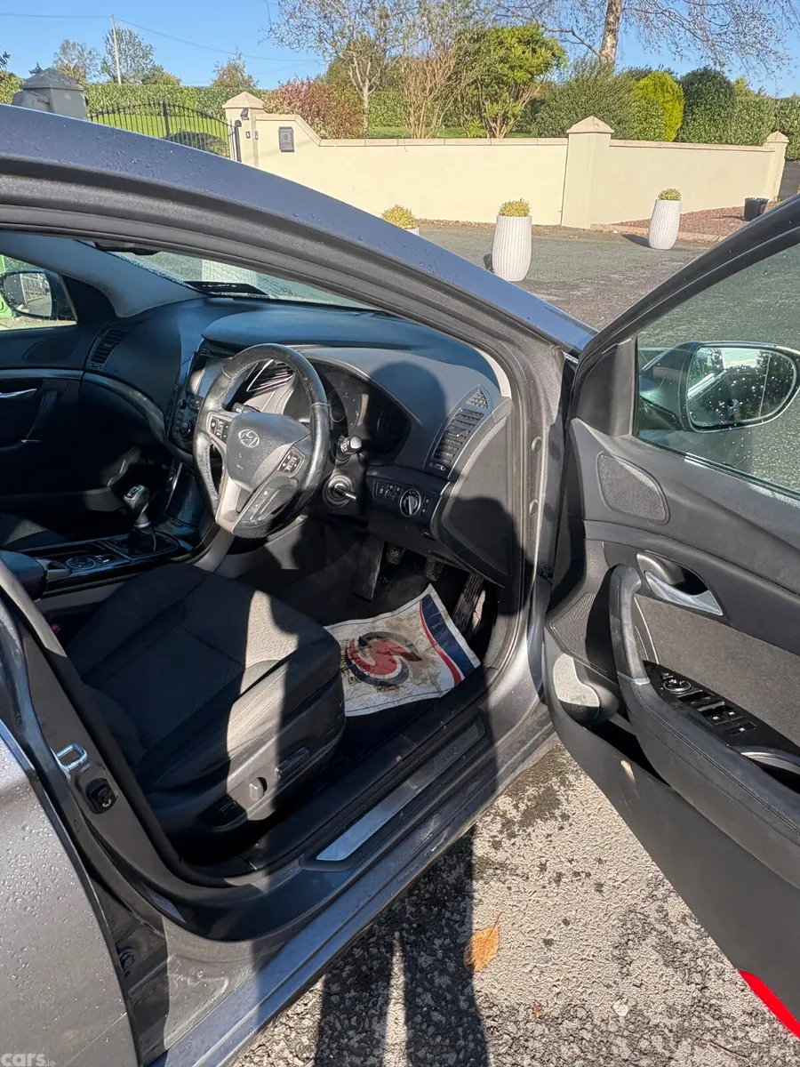 Hyundai i40 Saloon, Diesel, 2016, Silver