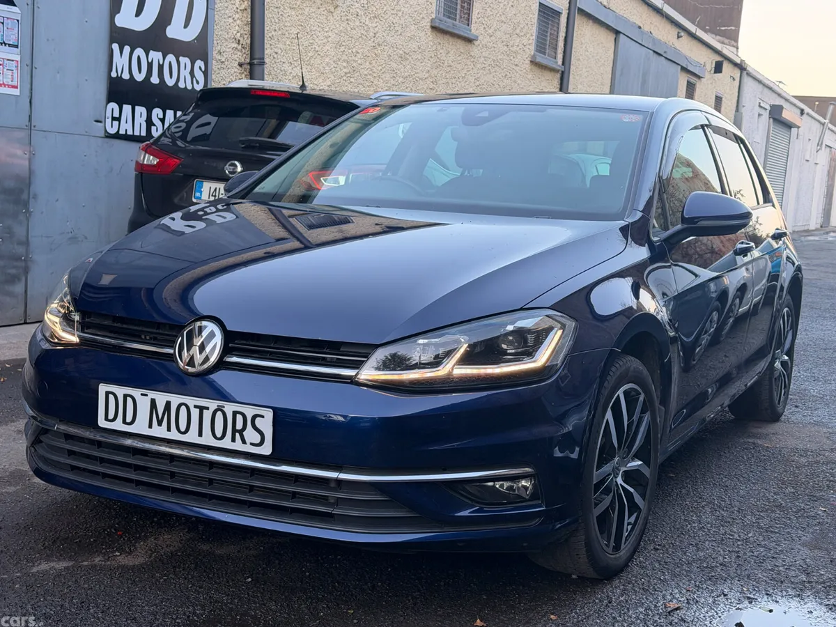 Volkswagen Golf Hatchback, Petrol, 2019, Blue