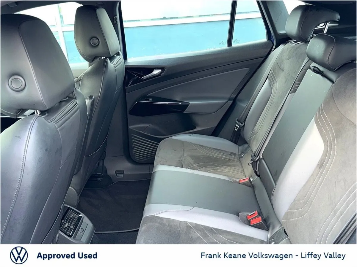 Volkswagen ID.4 SUV, Electric, 2023, Blue
