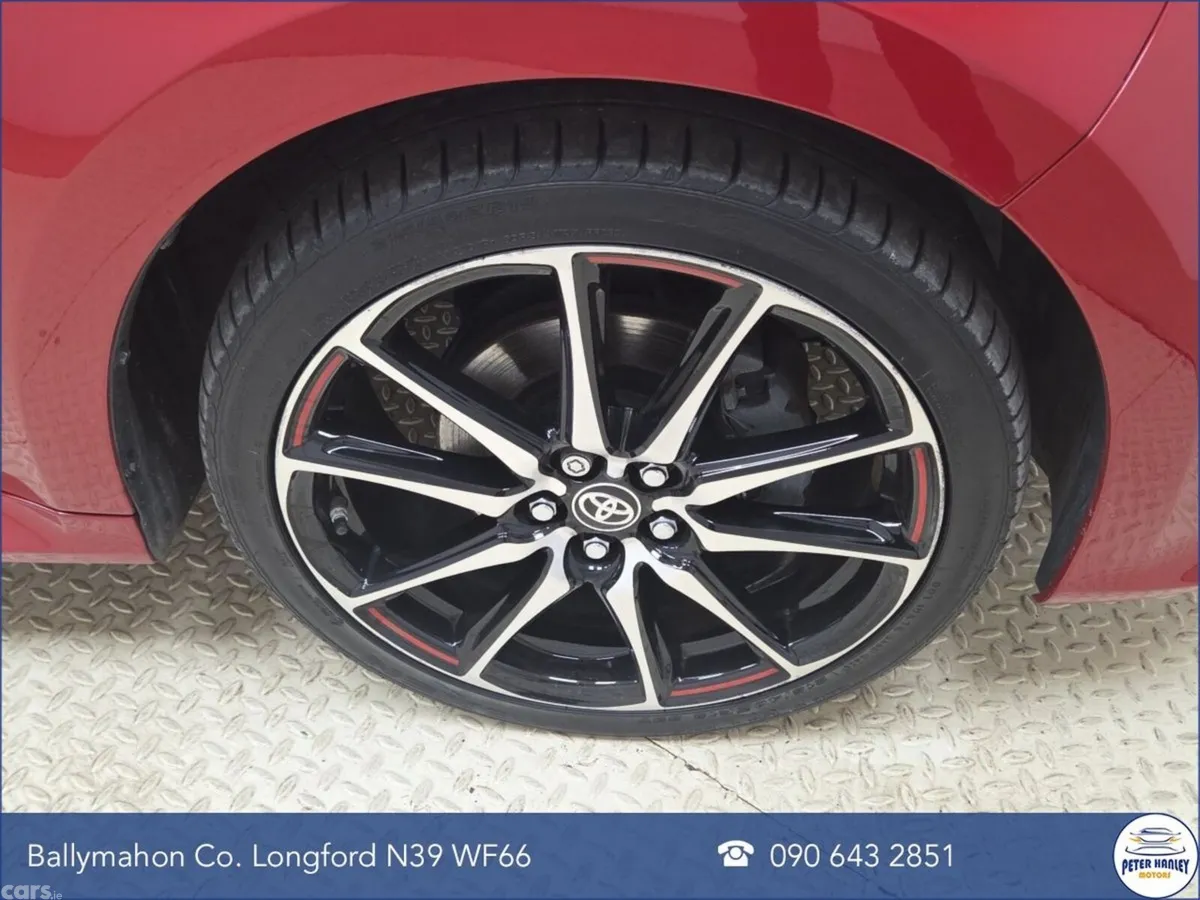 Toyota Yaris Hatchback, Petrol Hybrid, 2022, Red