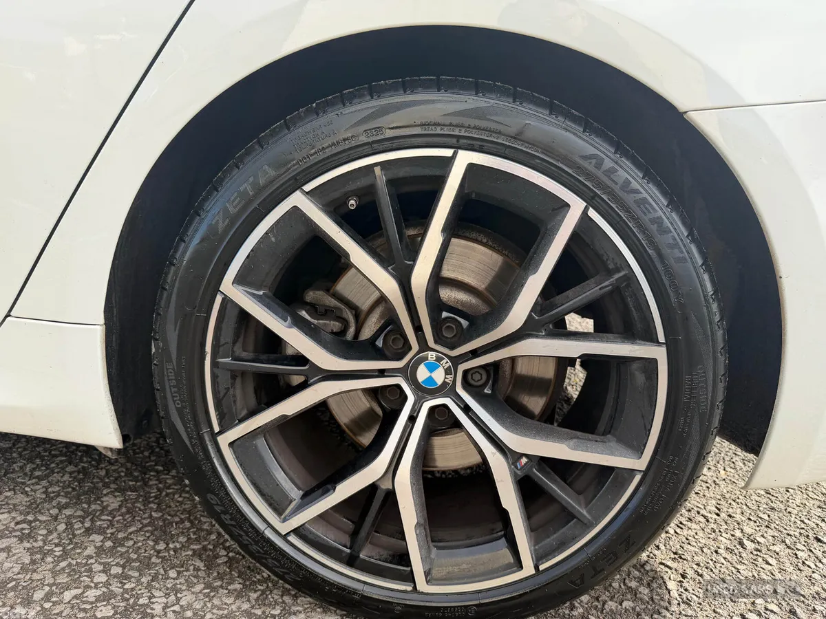 BMW 5-Series Estate, Diesel Hybrid, 2023, White