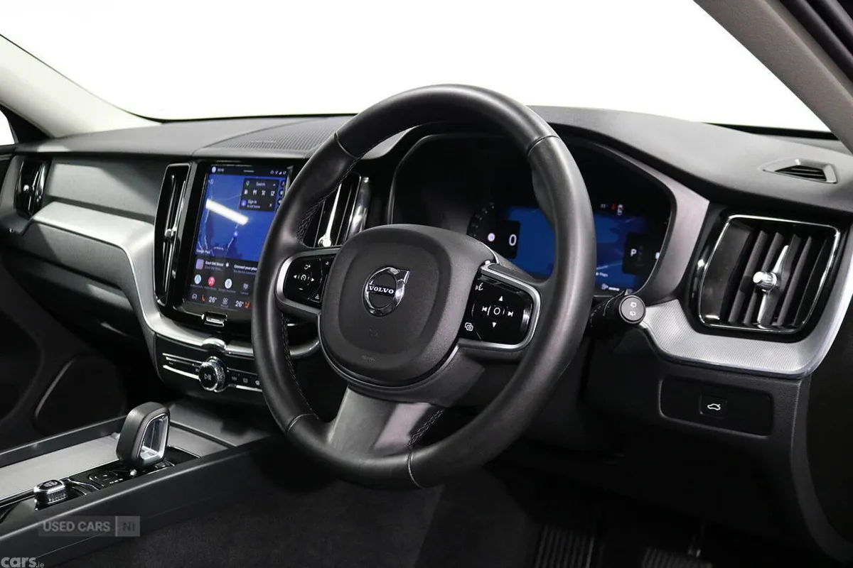 Volvo XC60 SUV, Petrol Hybrid, 2025, Grey