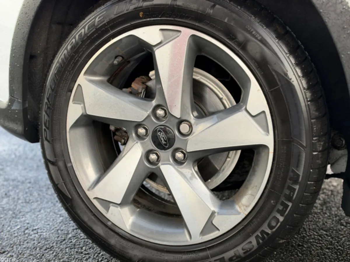 Ford Focus Hatchback, Diesel, 2021, White