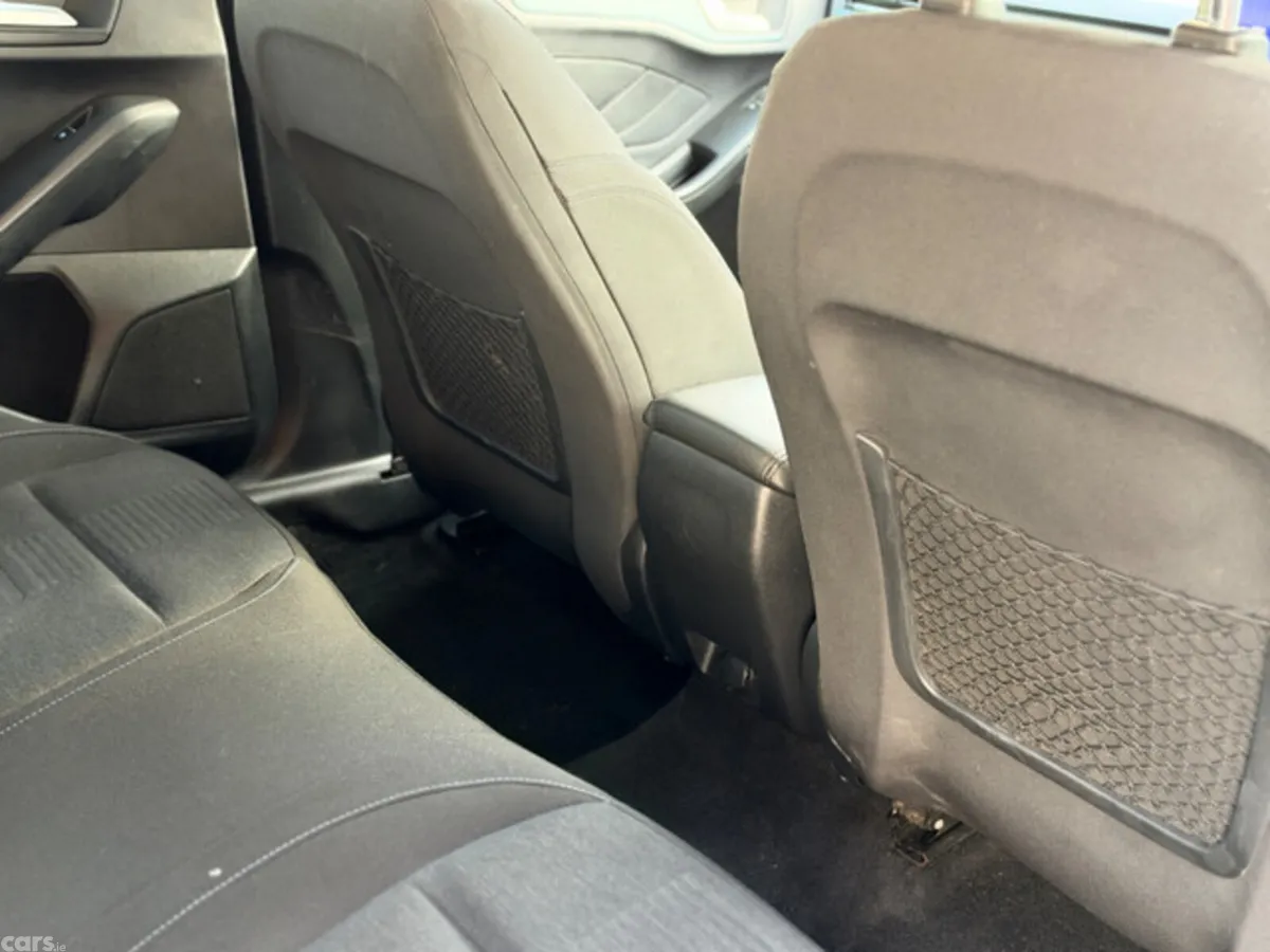 Ford Focus Hatchback, Diesel, 2021, White