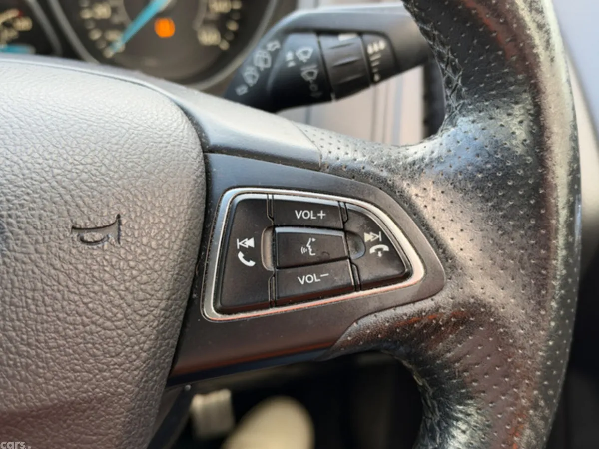Ford Focus Hatchback, Diesel, 2017, Black
