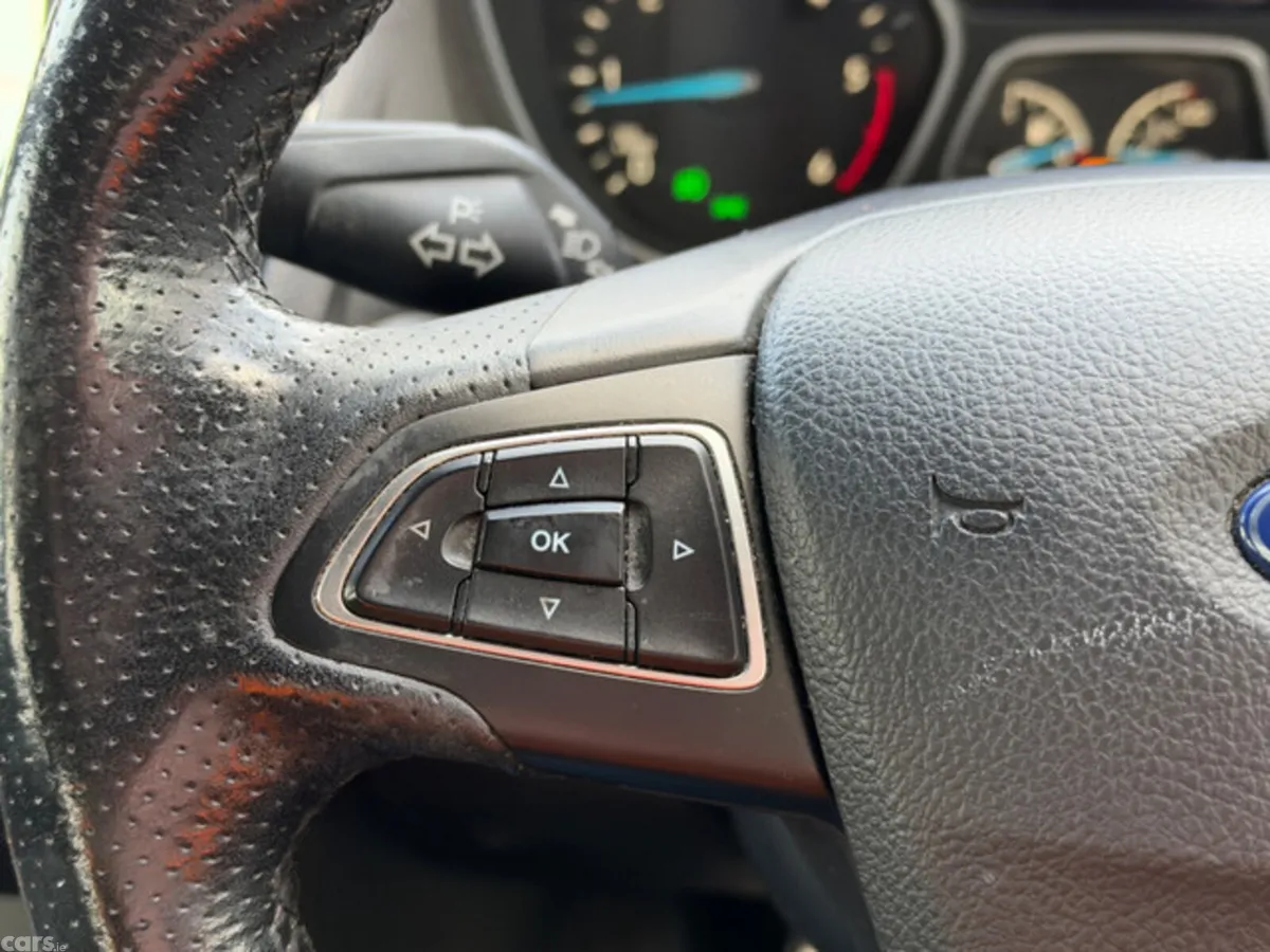 Ford Focus Hatchback, Diesel, 2017, Black