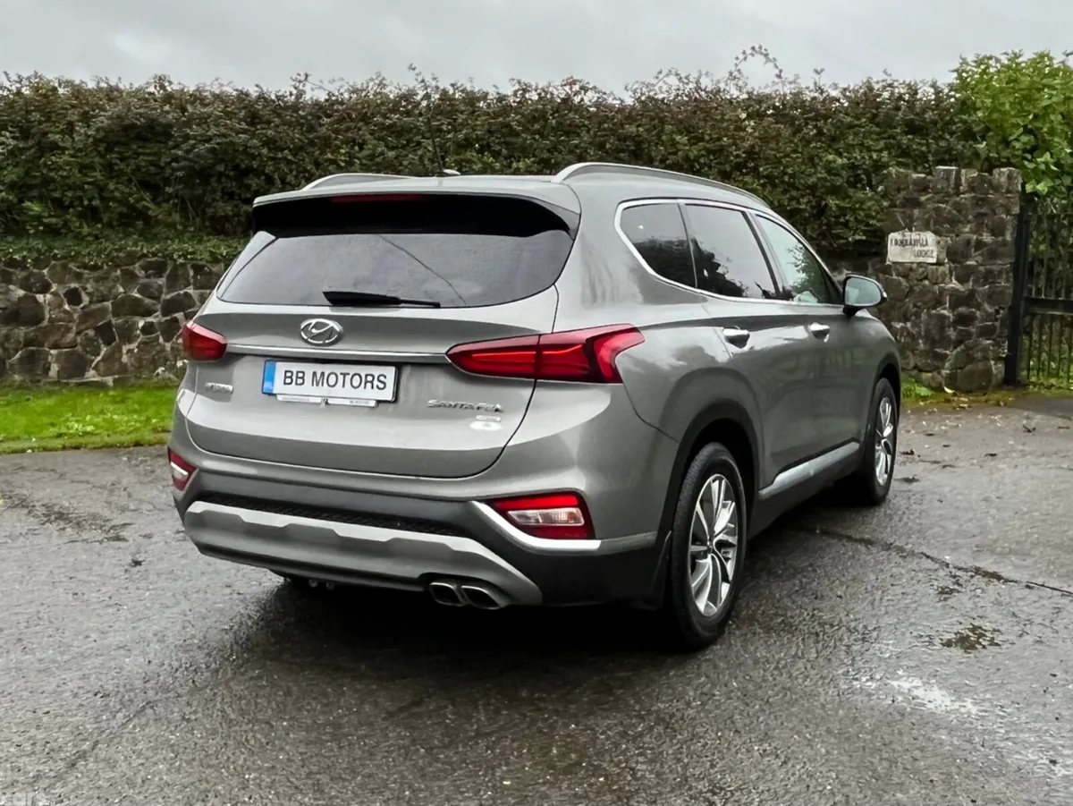 Hyundai Santa Fe SUV, Diesel, 2018, Grey