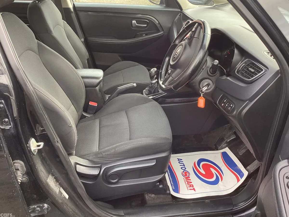 Kia Carens MPV, Diesel, 2016, Black