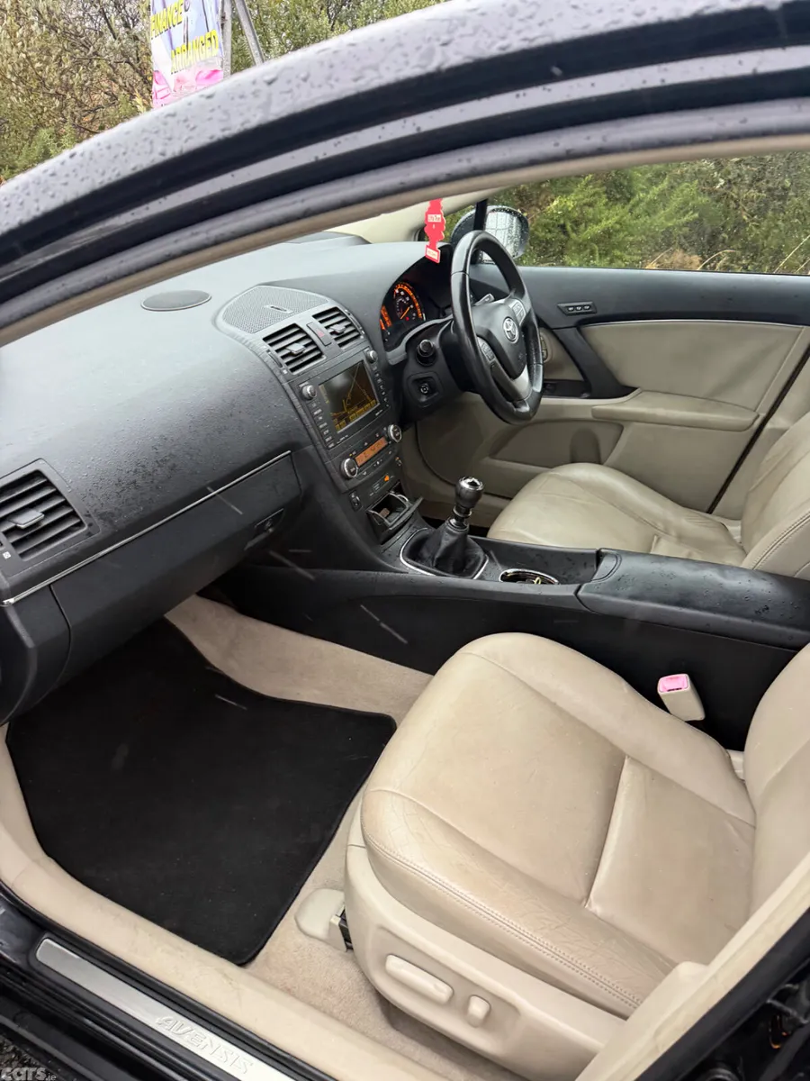 Toyota Avensis Saloon, Diesel, 2009, Black