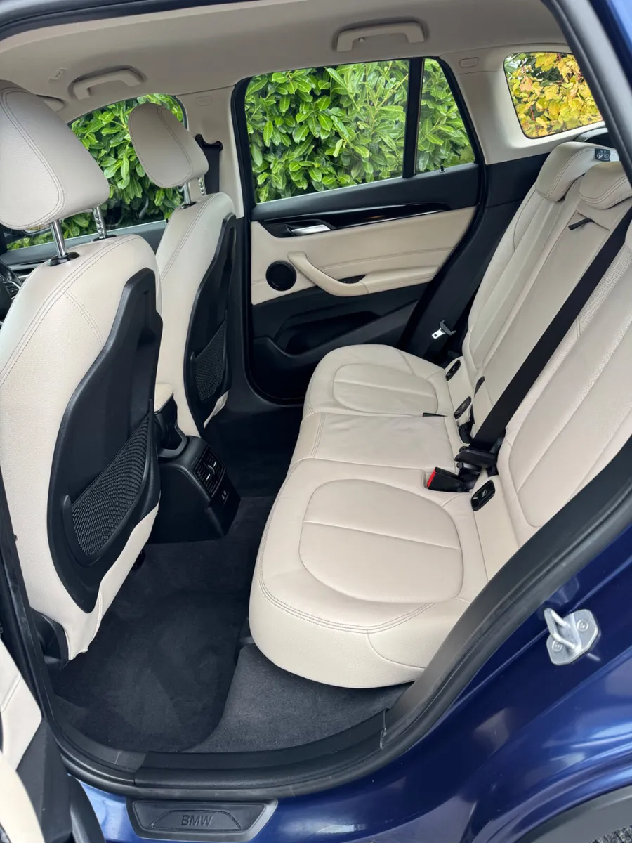 BMW X1 Estate, Diesel, 2019, Blue