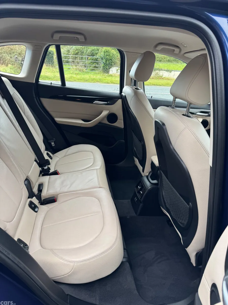 BMW X1 Estate, Diesel, 2019, Blue