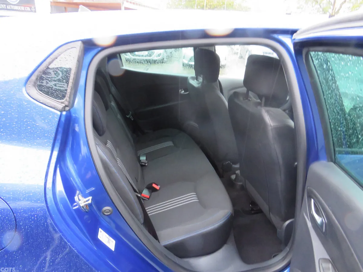 Renault Clio Hatchback, Petrol, 2019, Blue