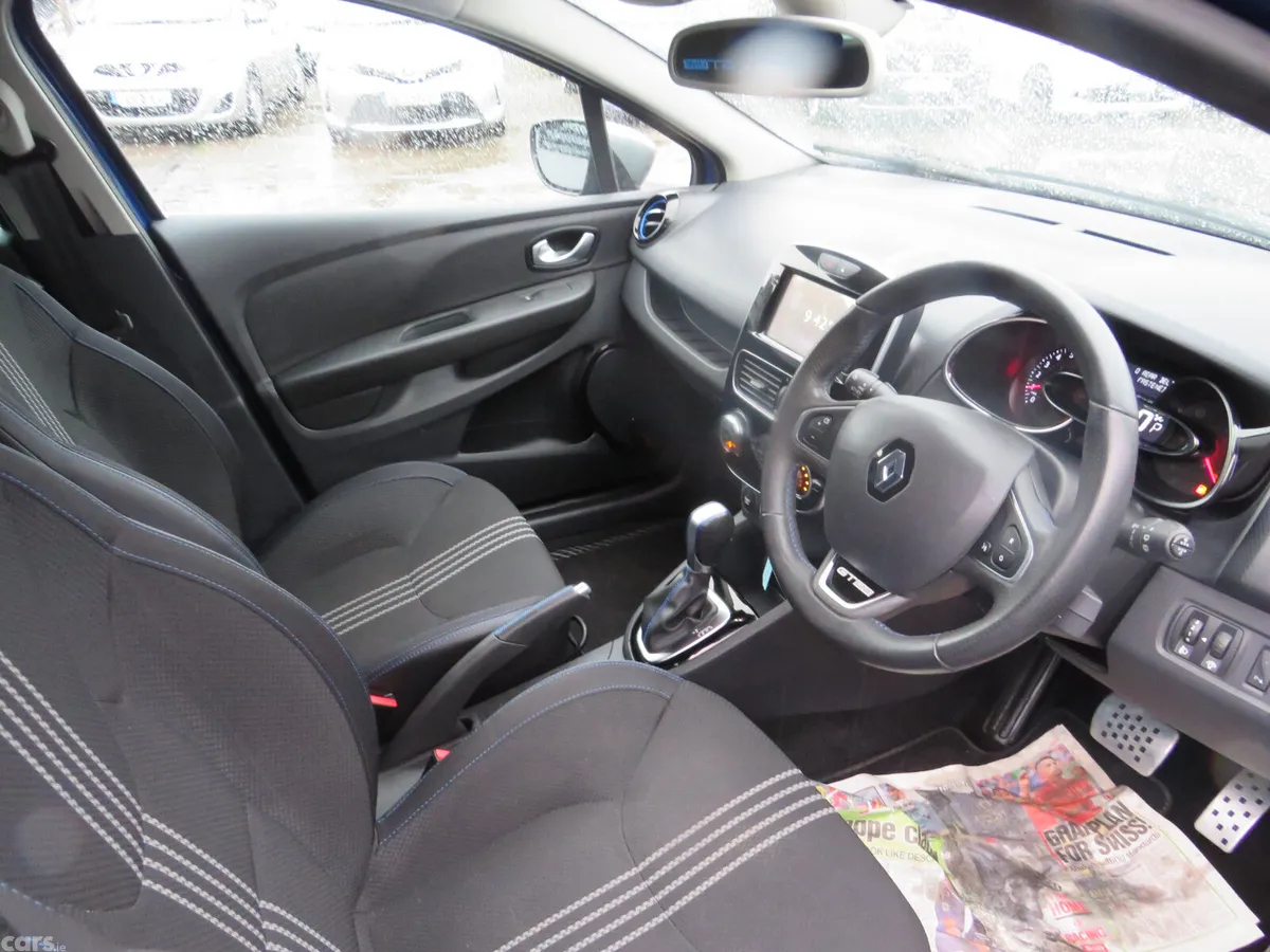 Renault Clio Hatchback, Petrol, 2019, Blue