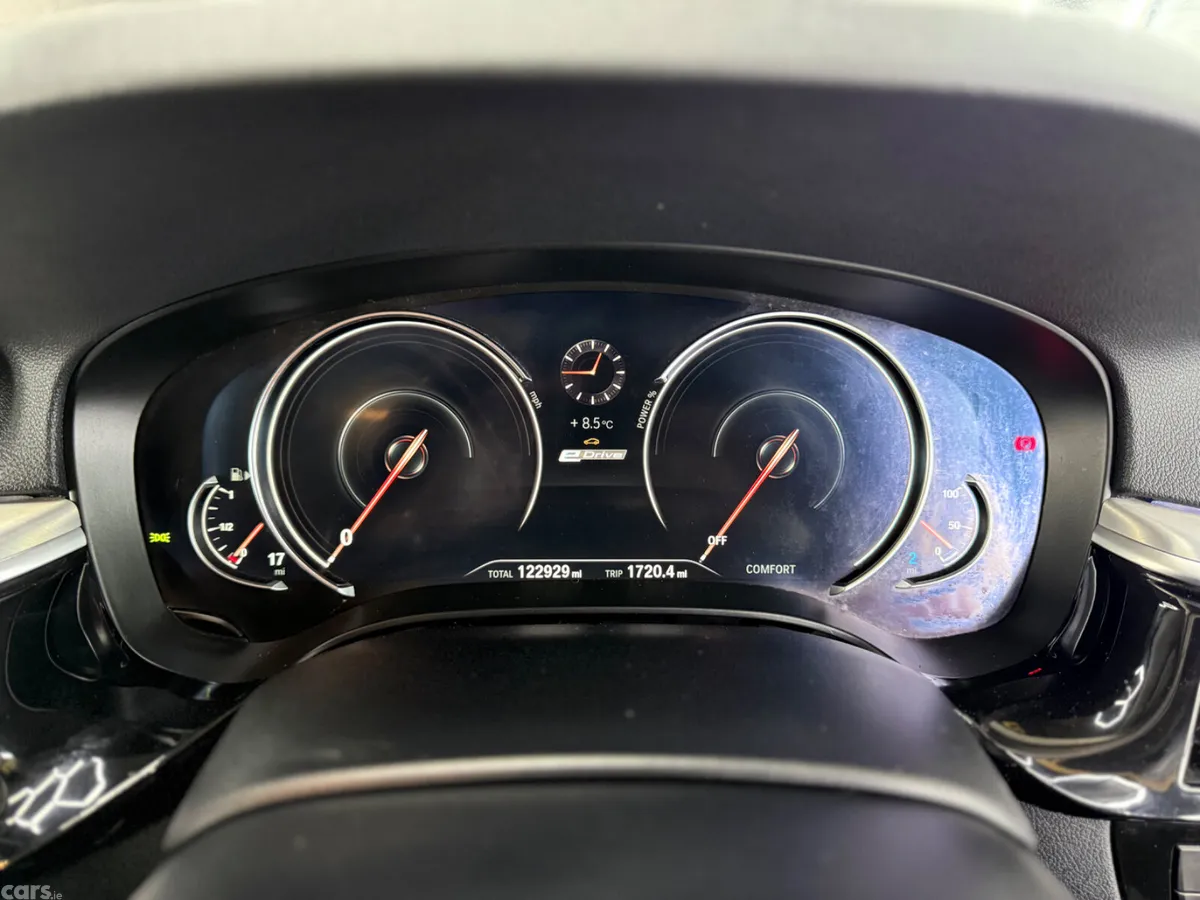 BMW 5-Series Saloon, Petrol Plug-in Hybrid, 2017, Blue