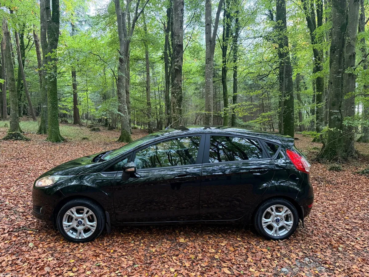 Ford Fiesta Hatchback, Diesel, 2016, Black