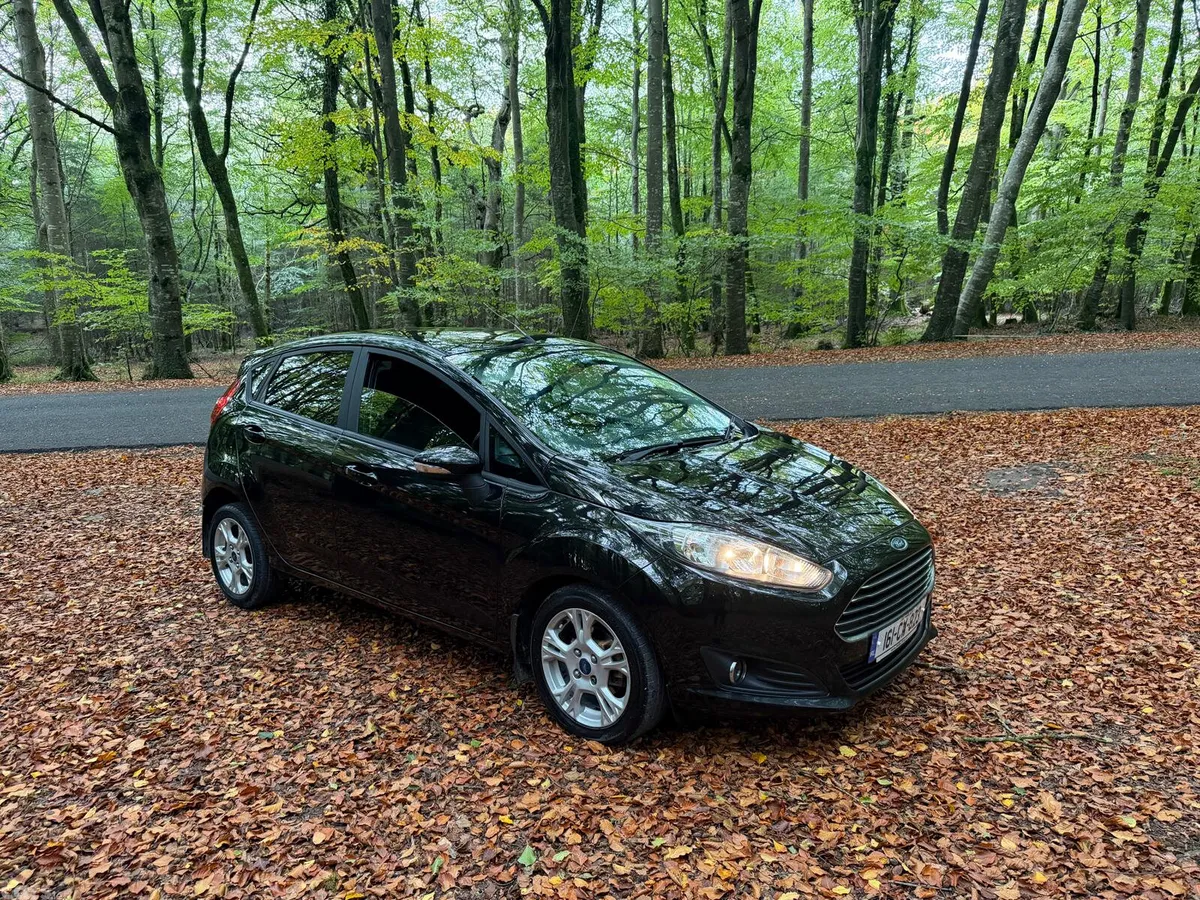 Ford Fiesta Hatchback, Diesel, 2016, Black
