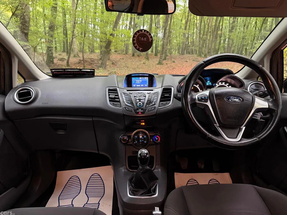Ford Fiesta Hatchback, Diesel, 2016, Black